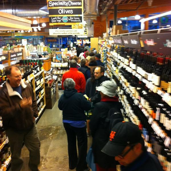 Photo taken at Whole Foods Market by Jonathan A. on 1/28/2013-加尼福尼亚旧金山第24街3950(桑切斯和野老街之间) Photo taken at Whole Foods Market by Jonathan A. on 1/28/2013