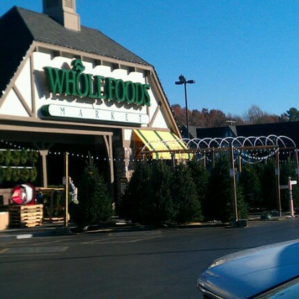 Photo taken at Whole Foods Market by Kathleen M. on 11/21/2012-奥克拉荷马塔尔萨第41街1401(在皮奥里亚) Photo taken at Whole Foods Market by Kathleen M. on 11/21/2012