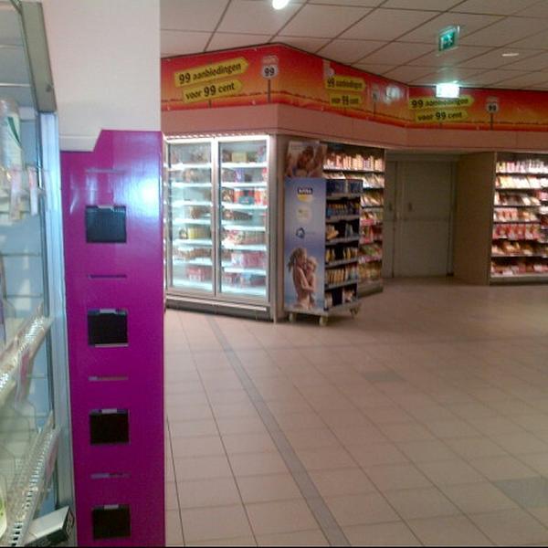 Photo taken at Albert Heijn by Don H. on 7/2/2012-荷兰格罗宁根观赏石大街464号 Photo taken at Albert Heijn by Don H. on 7/2/2012