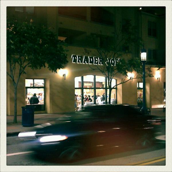 Trader Joe's乔氏连锁洛杉矶店 加利福尼亚州洛杉矶格兰登大道1000号