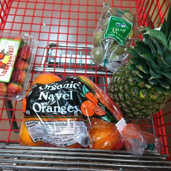 Photo taken at Trader Joe's by Mayra J. on 12/5/2011-美国加利福尼亚州棕榈谷10街西39507 Photo taken at Trader Joe's by Mayra J. on 12/5/2011