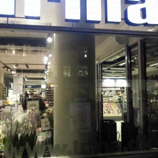 Photo taken at Irma by Kjeld H. on 3/6/2013