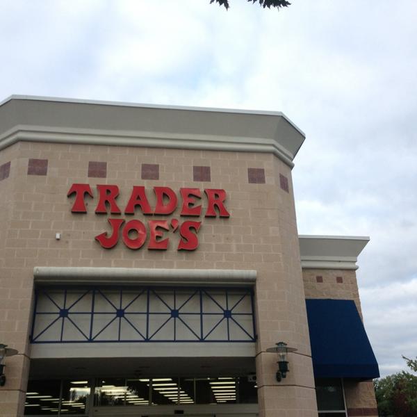 Photo taken at Trader Joe's by Jonathan L. on 9/14/2013-纽泽西州普林斯顿联合高速路3528号 Photo taken at Trader Joe's by Jonathan L. on 9/14/2013