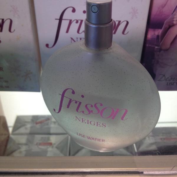 Photo taken at Shoppers Drug Mart by Heather C. on 6/25/2012