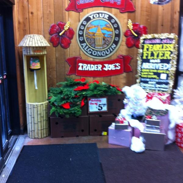 Photo taken at Trader Joe's by Ali M. on 12/9/2012-美国伊利诺斯州阿冈昆兰德尔南路1800 Photo taken at Trader Joe's by Ali M. on 12/9/2012