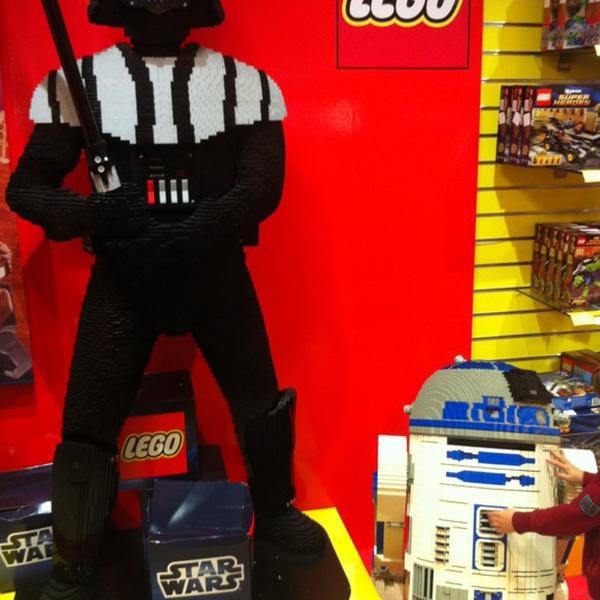 Photo taken at El Corte Inglés by Lexa L. on 11/24/2012