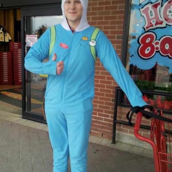 Photo taken at Trader Joe's by Nicola V. on 12/26/2012-美国伊利诺斯州内珀维尔华盛顿街44 Photo taken at Trader Joe's by Nicola V. on 12/26/2012