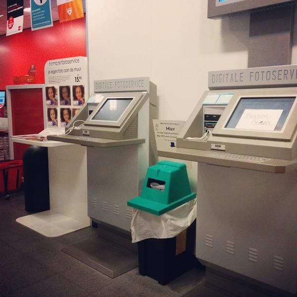 Photo taken at HEMA by Leonieke A. on 9/25/2014-荷兰南荷兰省海牙格罗特市场街57号 Photo taken at HEMA by Leonieke A. on 9/25/2014