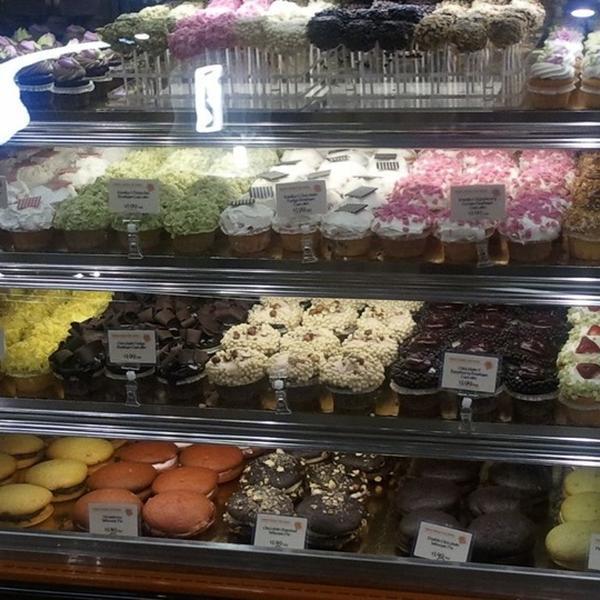 Whole Foods Market全食超市亚历山德里亚店
