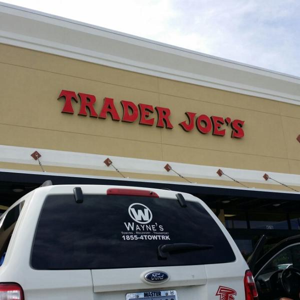 Photo taken at Trader Joe's by Jeremy S. on 9/20/2014-南卡莱罗纳州哥伦比亚市森林路4516号 Photo taken at Trader Joe's by Jeremy S. on 9/20/2014