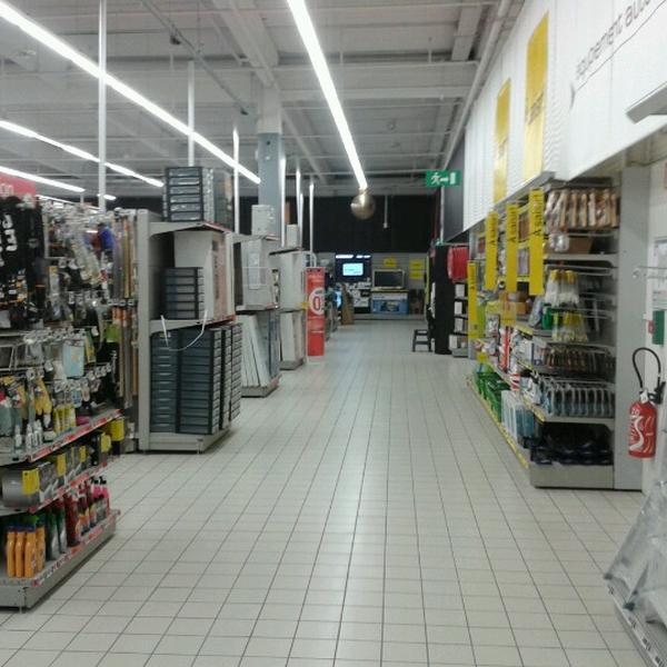 Photo taken at Carrefour by Krystouff G. on 12/18/2012