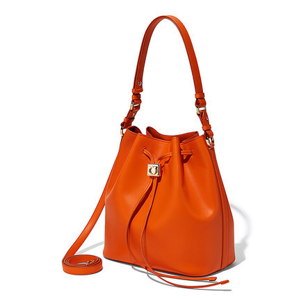 Ferragamo/菲拉格慕ferragamo女包16春款水桶单肩包21F269 636744 Ferragamo/菲拉格慕ferragamo女包16春款水桶单肩包21F269 636744