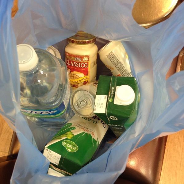 Photo taken at 홈플러스 (Home plus) by Mi hyun W. on 11/5/2014-首尔东大门区千户大路133号 (龙头洞,Homeplus东大门店) Photo taken at 홈플러스 (Home plus) by Mi hyun W. on 11/5/2014