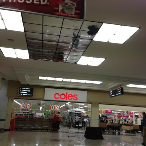 Photo taken at Coles by femmy s. on 10/26/2012-昆士兰州阳光海岸麦科洛街电源路Coles超市 Photo taken at Coles by femmy s. on 10/26/2012