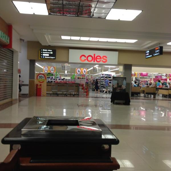 Photo taken at Coles by femmy s. on 10/22/2012-昆士兰州阳光海岸麦科洛街电源路Coles超市 Photo taken at Coles by femmy s. on 10/22/2012