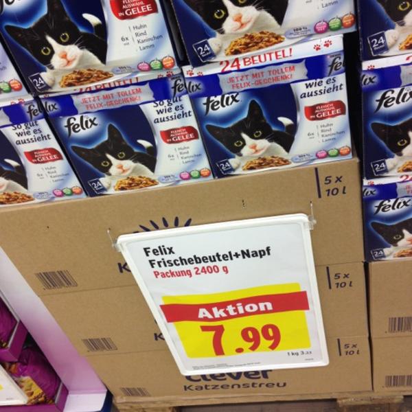 Photo taken at MERKUR by Christian K. on 5/5/2012