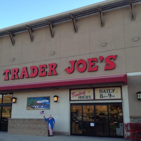 意式半自动咖啡机Trader Joe's乔氏连锁科洛纳店图片库 意式半自动咖啡机Trader Joe's乔氏连锁科洛纳店图片库