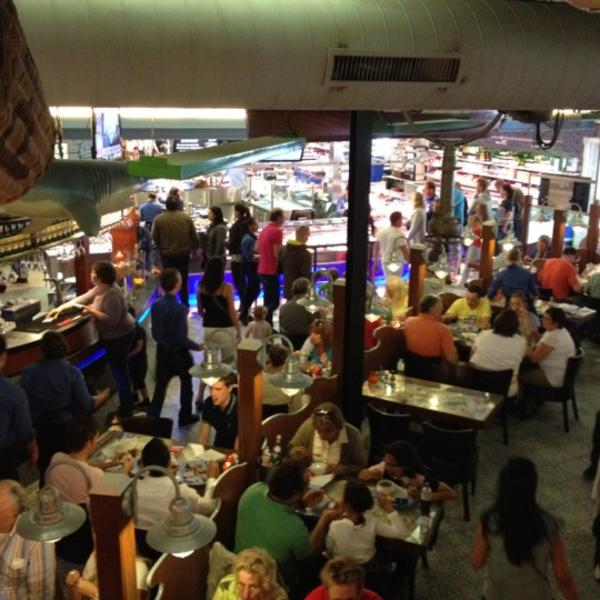 Photo taken at Simonis aan de Haven by Herman P. on 5/28/2012-荷兰南荷兰省斯赫弗宁恩鱼拍卖路20 Photo taken at Simonis aan de Haven by Herman P. on 5/28/2012