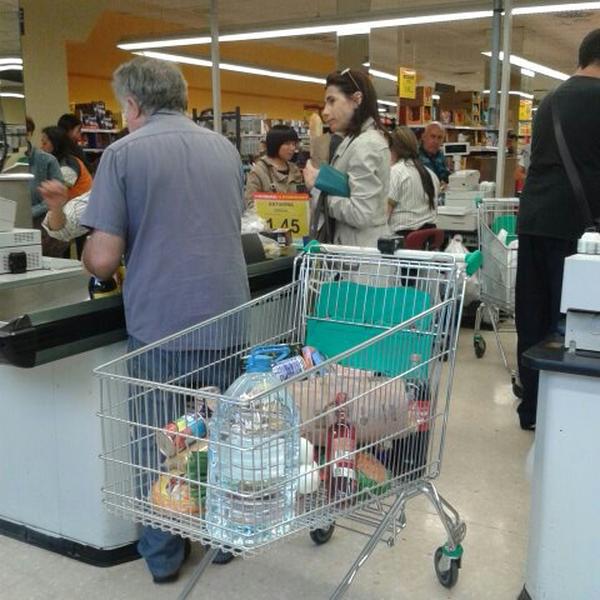 Photo taken at Mercadona by Begoña V. on 5/9/2014