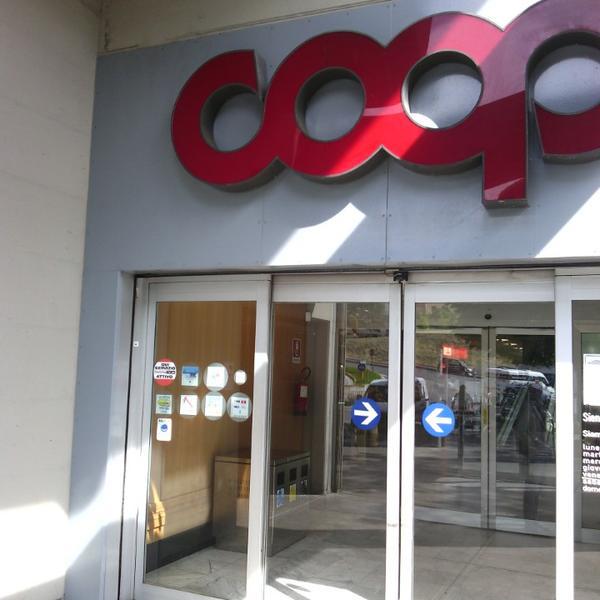 Photo taken at Coop Strada del Paradiso, Siena by Алексей Л. on 5/5/2014