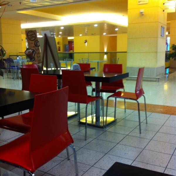 Photo taken at Bennet by Benedetta B. on 8/3/2011-意大利艾米利亚-罗马涅福林波波利十月大街 Photo taken at Bennet by Benedetta B. on 8/3/2011