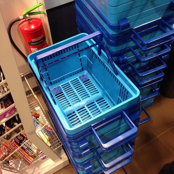 Photo taken at Albert Heijn by Boudewijn V. on 10/9/2013