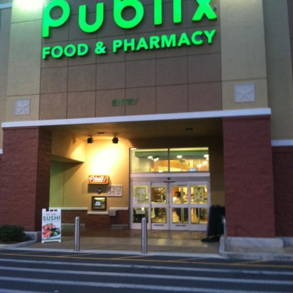 Photo taken at Publix by Jeff D. on 6/14/2012