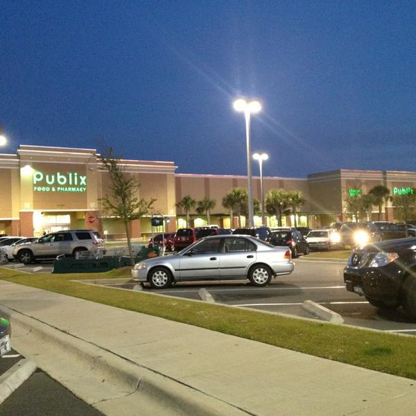 Photo taken at Publix by Chris K. on 3/13/2013