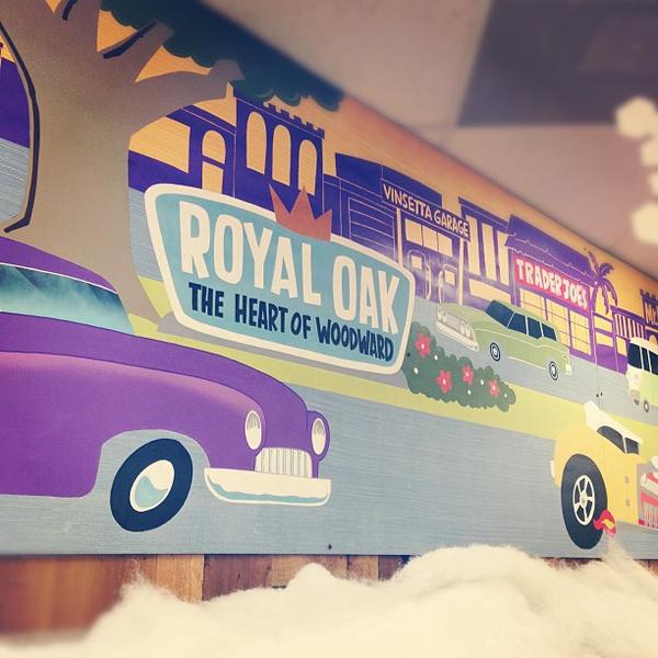 Photo taken at Trader Joe's by Kevin N. on 11/24/2012-密歇根州罗亚尔奥克伍德沃德大道27880号 Photo taken at Trader Joe's by Kevin N. on 11/24/2012