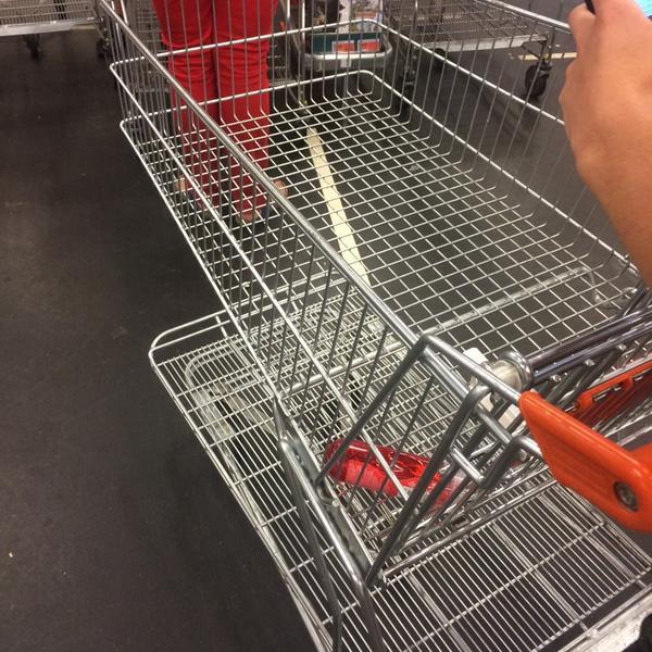 Photo taken at Colruyt by Yoren B. on 6/24/2014