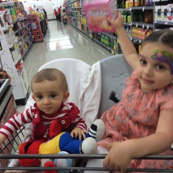 Photo taken at New World by Yaman K. on 12/7/2013