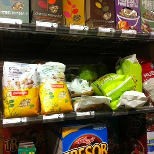 Photo taken at Albert Heijn by ElluhZelluf on 7/31/2012