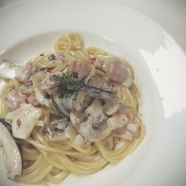 Photo taken at 홈플러스 (Home plus) by Mikyung K. on 7/11/2014-首尔特别市冠岳区909 Photo taken at 홈플러스 (Home plus) by Mikyung K. on 7/11/2014