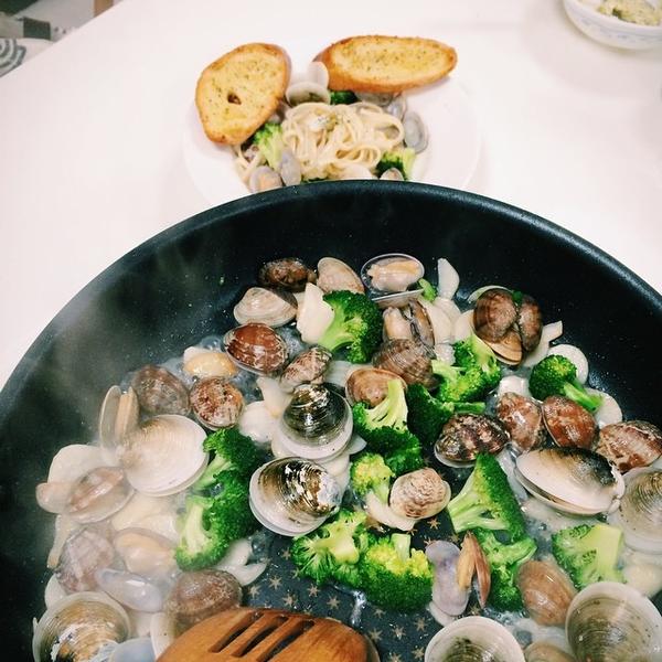 Photo taken at 홈플러스 (Home plus) by Mikyung K. on 8/1/2014-首尔特别市冠岳区909 Photo taken at 홈플러스 (Home plus) by Mikyung K. on 8/1/2014