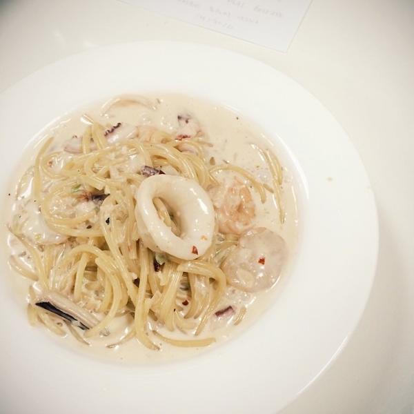 Photo taken at 홈플러스 (Home plus) by Mikyung K. on 7/25/2014-首尔特别市冠岳区909 Photo taken at 홈플러스 (Home plus) by Mikyung K. on 7/25/2014