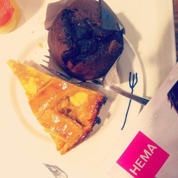 Photo taken at HEMA by Marc D. on 5/4/2012-荷兰北布拉班特省埃因霍温权利街37号 Photo taken at HEMA by Marc D. on 5/4/2012