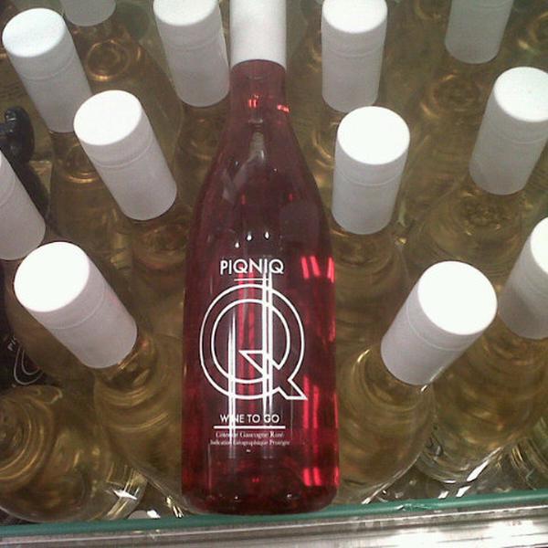 Photo taken at HEMA by Eric S. on 10/27/2012-荷兰北布拉班特省埃因霍温权利街37号 Photo taken at HEMA by Eric S. on 10/27/2012