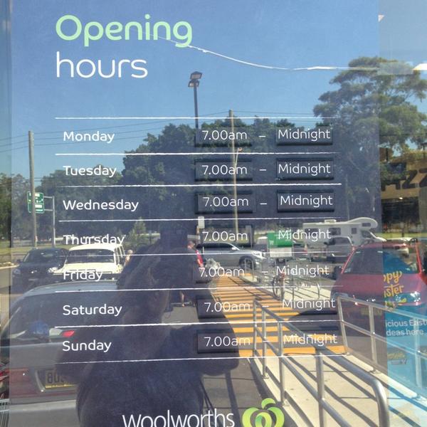 Photo taken at Woolworths by Susan on 3/27/2013-澳大利亚新南威尔士州悉尼安克利夫圣78-96 Photo taken at Woolworths by Susan on 3/27/2013