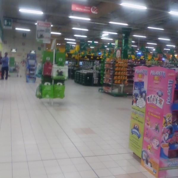 Photo taken at Auchan by Chanuka S. on 8/18/2013-意大利伦巴第恩里科马泰路 Photo taken at Auchan by Chanuka S. on 8/18/2013