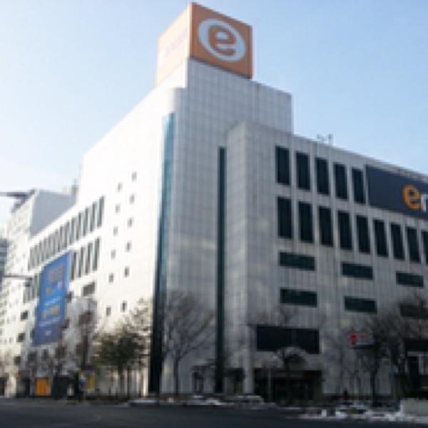 Photo taken at 이마트 (e-mart) by narm on 10/25/2013-京畿道高阳市东阳区79易买得超市 Photo taken at 이마트 (e-mart) by narm on 10/25/2013