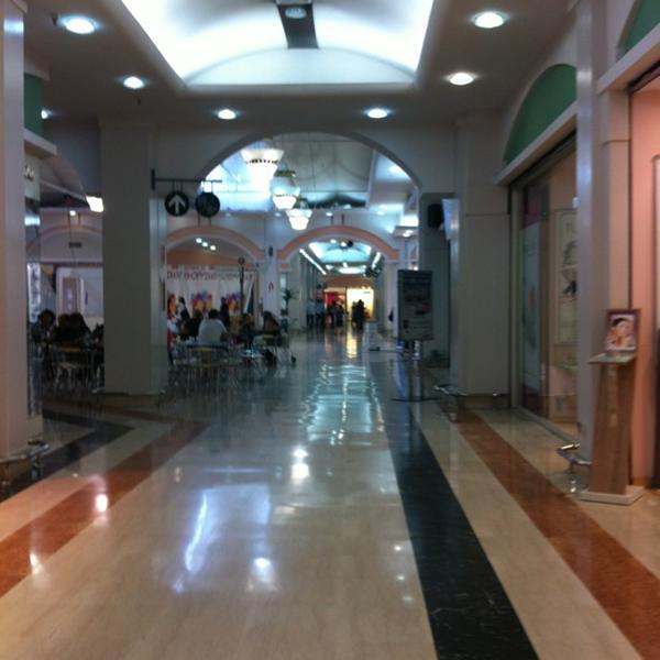 Photo taken at Auchan Casal Bertone by Stefano on 9/29/2012-意大利拉齐奥罗马阿尔贝托波利奥大街50 Photo taken at Auchan Casal Bertone by Stefano on 9/29/2012