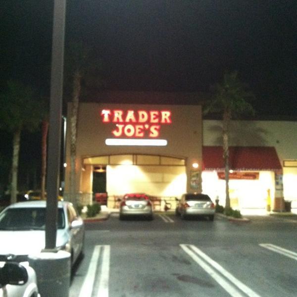 Photo taken at Trader Joe's by Marc B. on 11/8/2012-内华达州拉斯维加斯华盛顿大道7575号 Photo taken at Trader Joe's by Marc B. on 11/8/2012