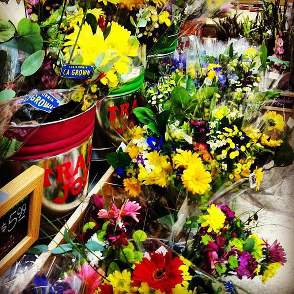 Photo taken at Trader Joe's by Terry -内华达州拉斯维加斯华盛顿大道7575号 Photo taken at Trader Joe's by Terry