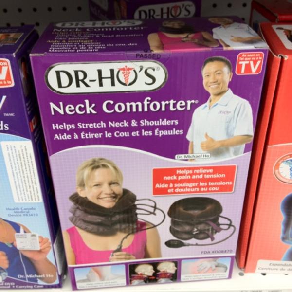 Photo taken at Shoppers Drug Mart by Albert L. on 5/14/2012