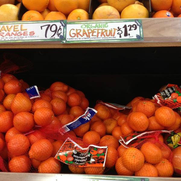 Photo taken at Trader Joe's by Jo T. on 3/24/2013-美国得克萨斯州休斯敦沃斯路南1440 Photo taken at Trader Joe's by Jo T. on 3/24/2013