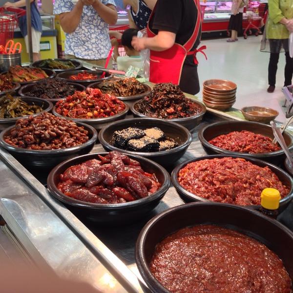 Photo taken at 홈플러스 (Home plus) by Brian L. on 6/20/2014-首尔市江西区禾谷路398号 Photo taken at 홈플러스 (Home plus) by Brian L. on 6/20/2014