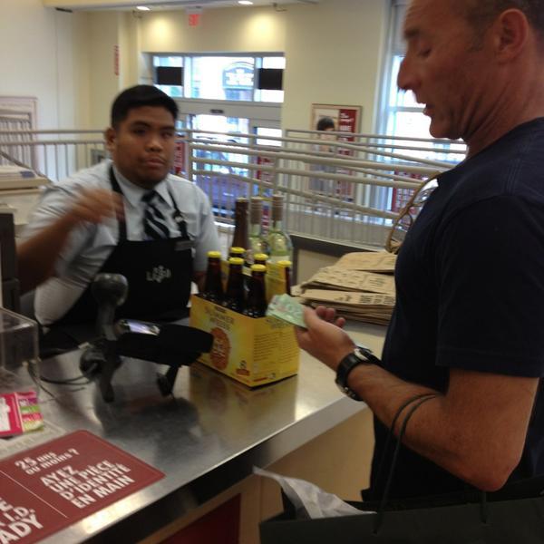 Photo taken at LCBO by Alex B. on 6/25/2013-加拿大多伦多国会街222 Photo taken at LCBO by Alex B. on 6/25/2013
