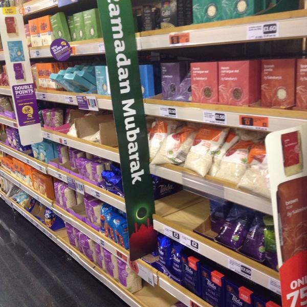 Photo taken at Sainsbury's by Elif Duygu A. on 7/3/2014