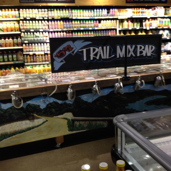 Photo taken at Whole Foods Market by Michele M. on 10/21/2012-加利福尼亚州库比蒂诺史蒂文斯希大道20955号 Photo taken at Whole Foods Market by Michele M. on 10/21/2012