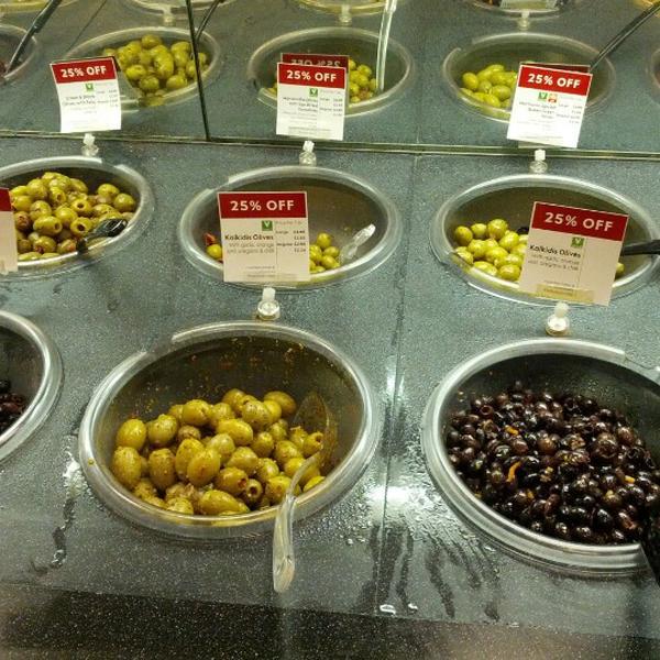 Photo taken at Waitrose by Cecilia M. on 8/13/2012-英国伦敦沃平托马斯莫尔街 Photo taken at Waitrose by Cecilia M. on 8/13/2012